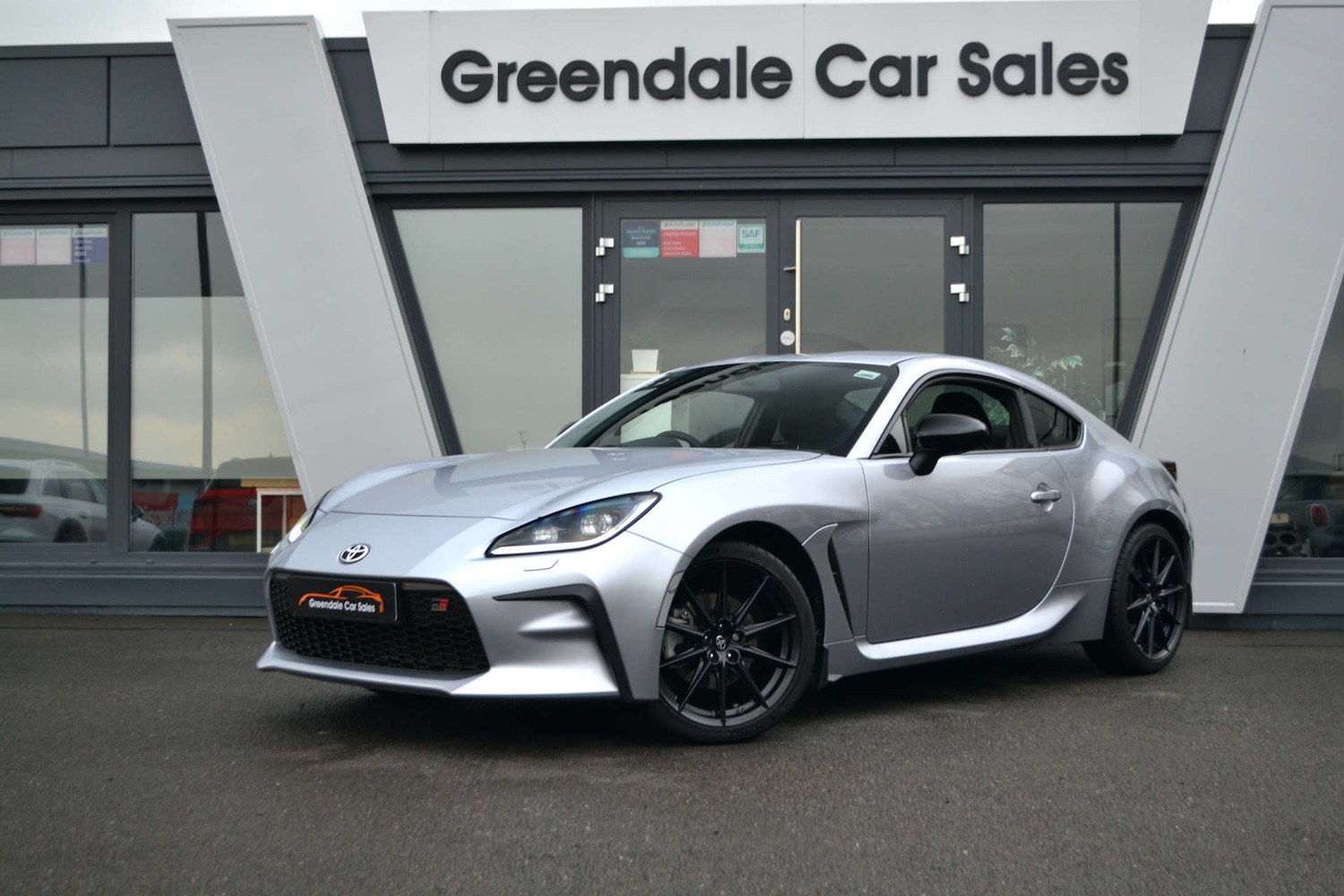 Used Toyota GR86 2023 for sale - 77271596: Photo 2