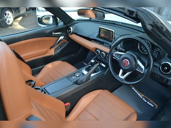 Used Fiat 124 Spider 2018 for sale - 78885386: Photo