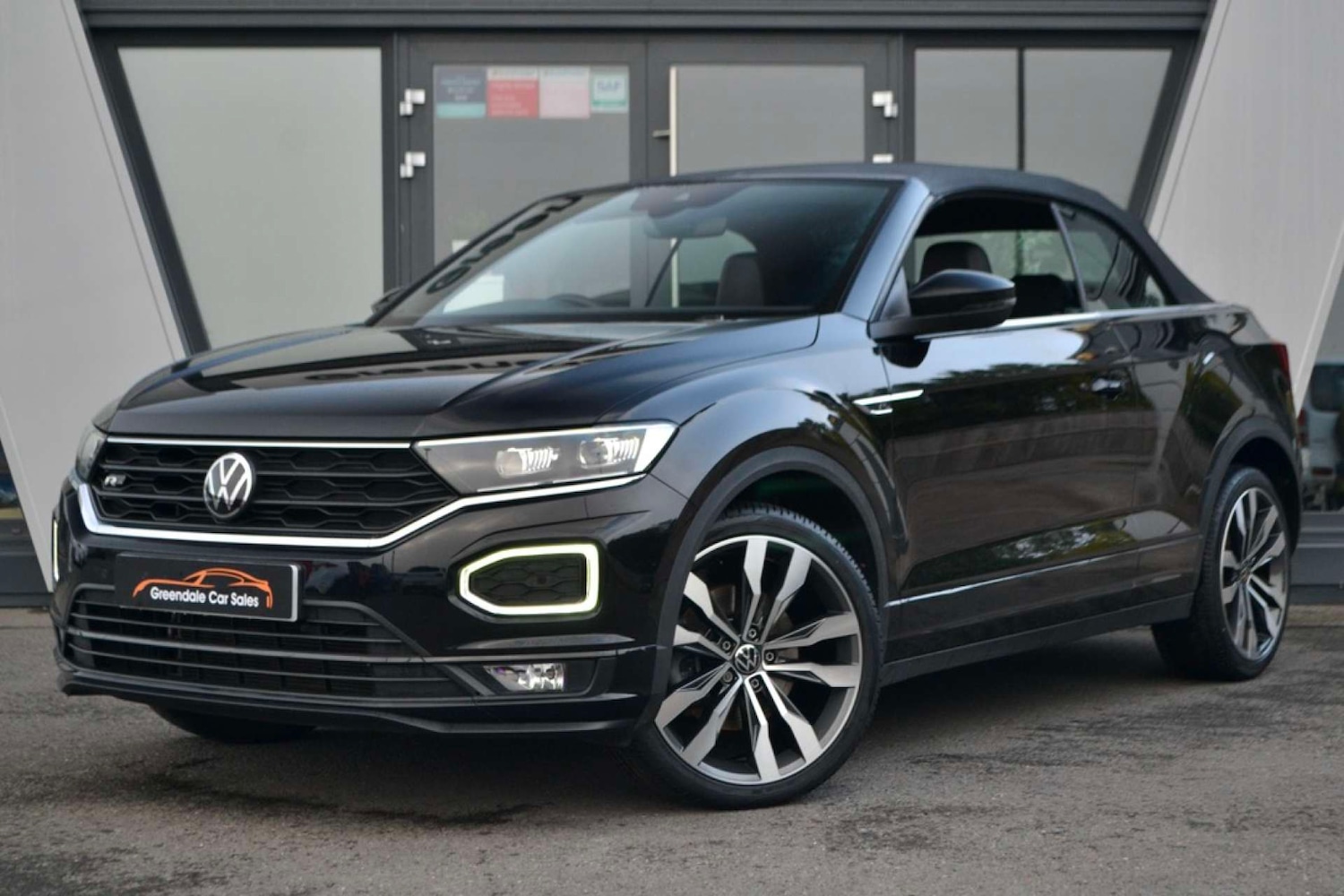 Used Volkswagen T-Roc 2021 for sale - 76614746: Photo 2