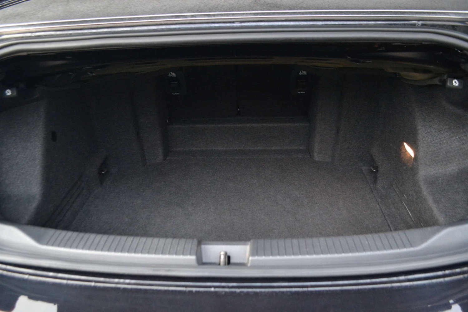 Used Volkswagen T-Roc 2021 for sale - 76614746: Photo 30