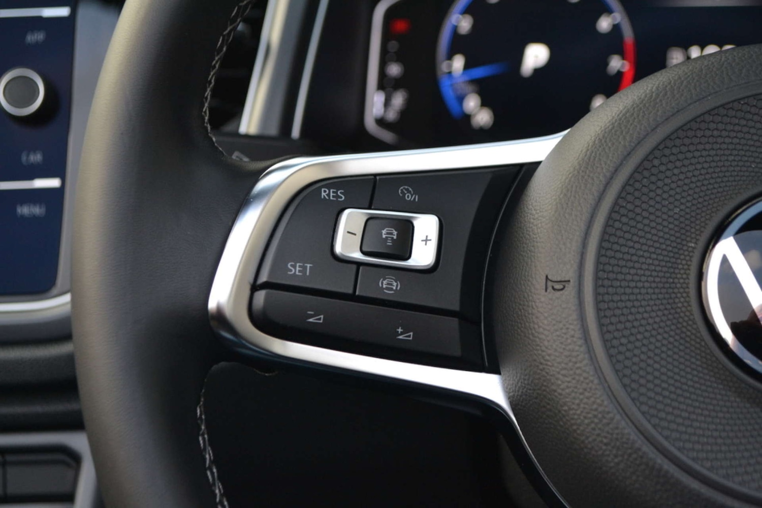 Used Volkswagen T-Roc 2021 for sale - 76614746: Photo 43