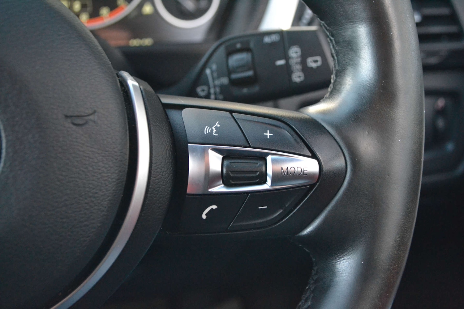 Used BMW 3 Series 2017 for sale - 76618175: Photo 38