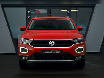 Used Volkswagen T-Roc 2018 for sale - 76907743: Photo