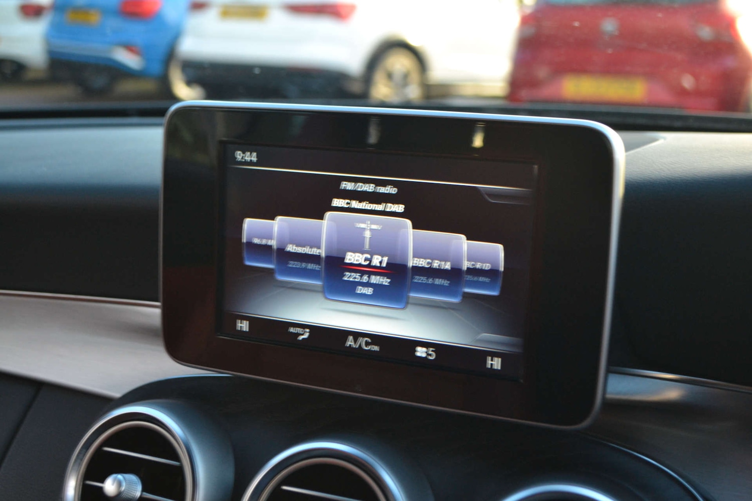 Used Mercedes-Benz C Class 2016 for sale - 76834618: Photo 40