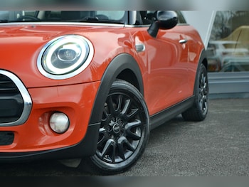 Used MINI Hatch 2019 for sale - 76618146: Photo