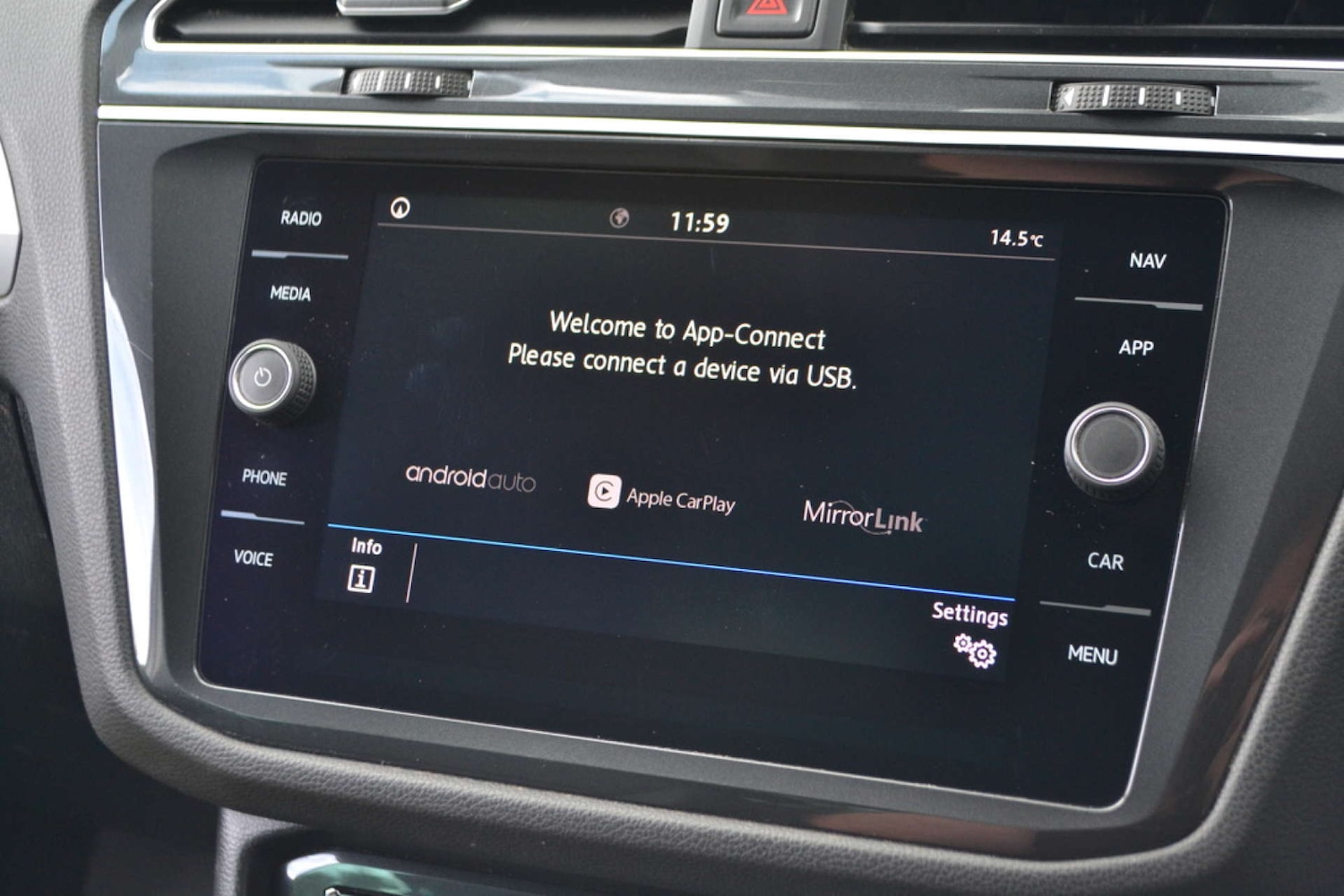 Used Volkswagen Tiguan 2020 for sale - 76618155: Photo 37