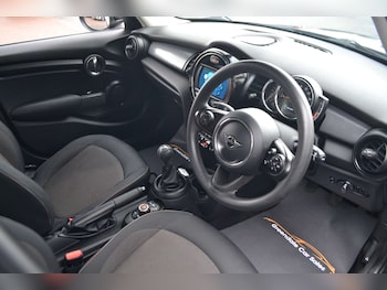 Used MINI Hatch 2021 for sale - 78577358: Photo