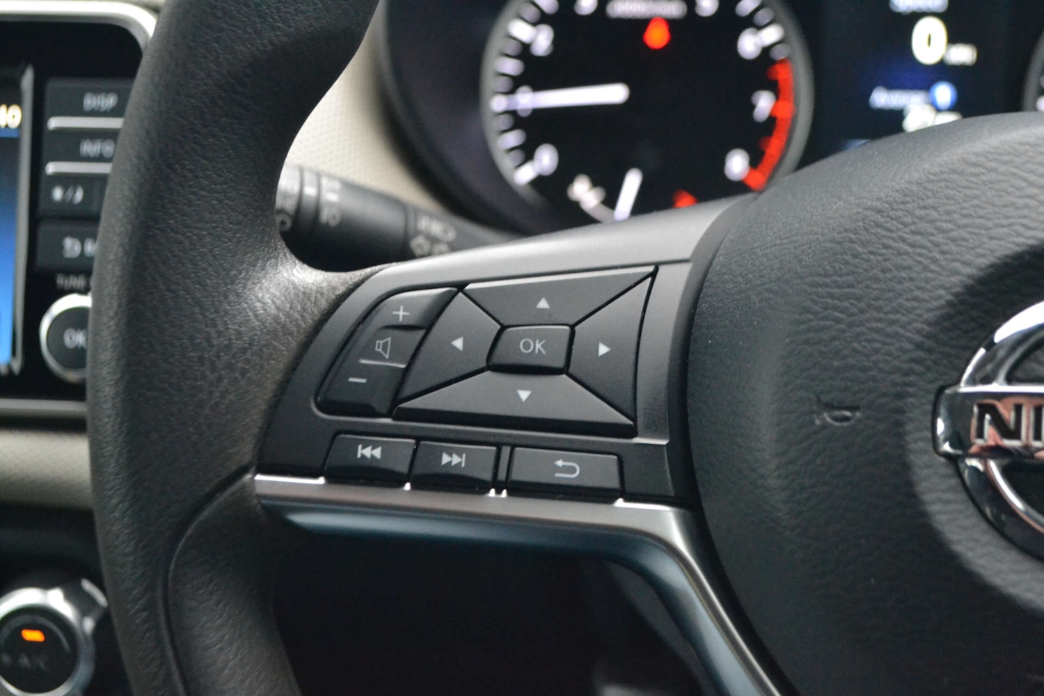 Used Nissan Micra 2018 for sale - 76618104: Photo 30