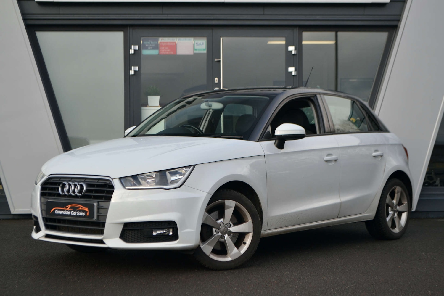Used Audi A1 2015 for sale - 76834616: Photo 1