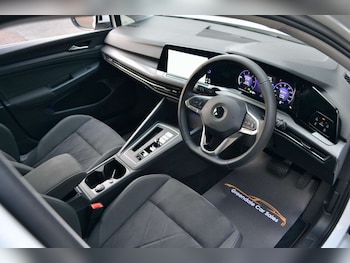 Used Volkswagen Golf 2022 for sale - 76618151: Photo