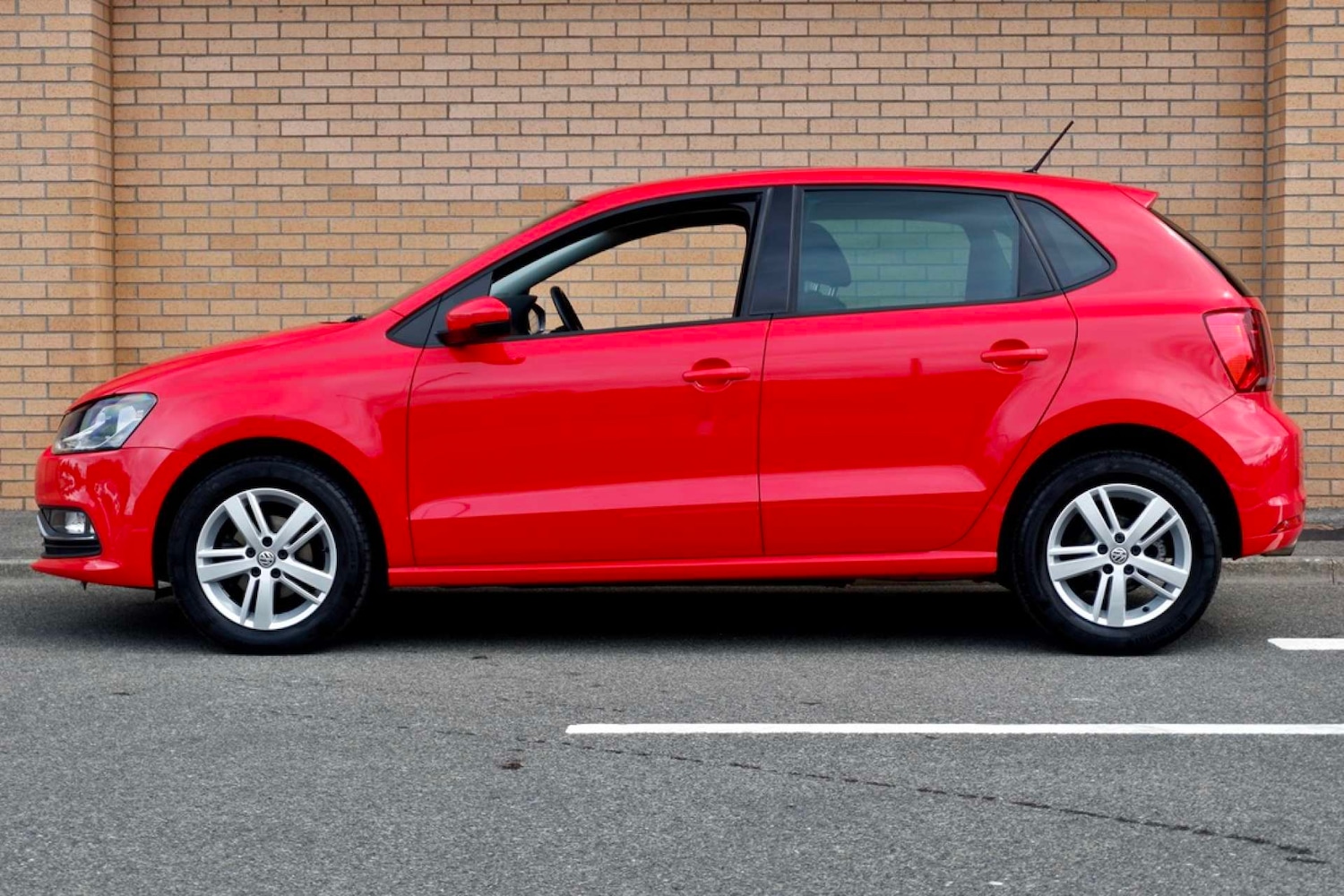 Used Volkswagen Polo 2016 for sale - 77392240: Photo 25