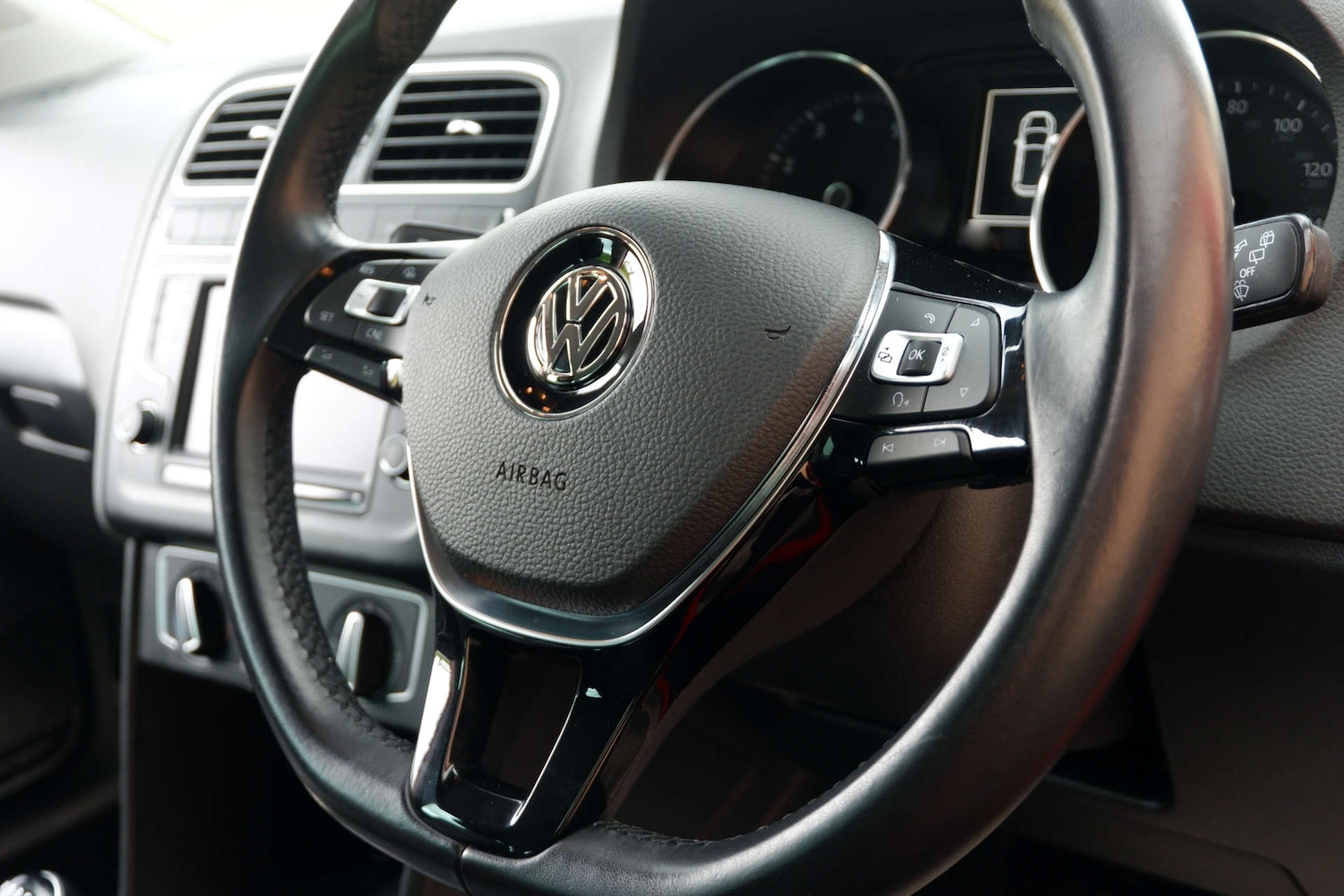 Used Volkswagen Polo 2016 for sale - 77392240: Photo 26