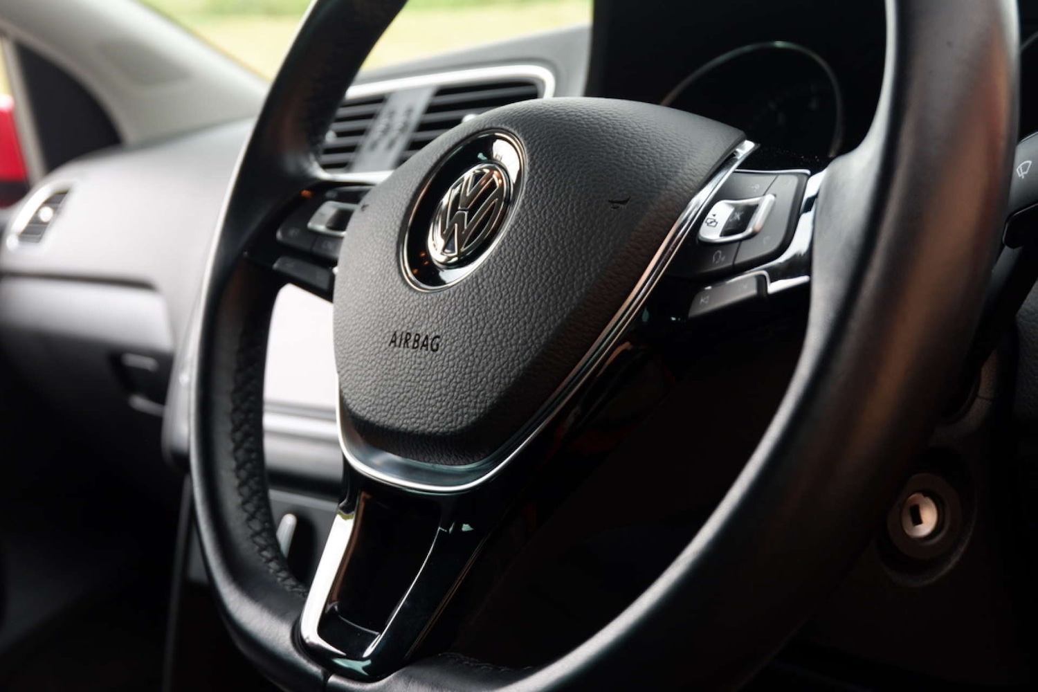 Used Volkswagen Polo 2016 for sale - 77392240: Photo 28