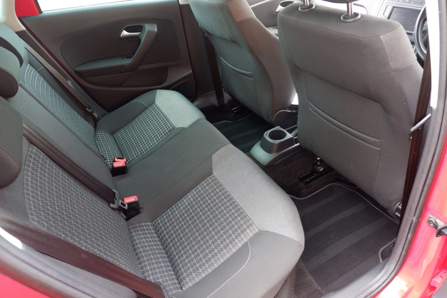 Used Volkswagen Polo 2016 for sale - 77392240: Photo 35