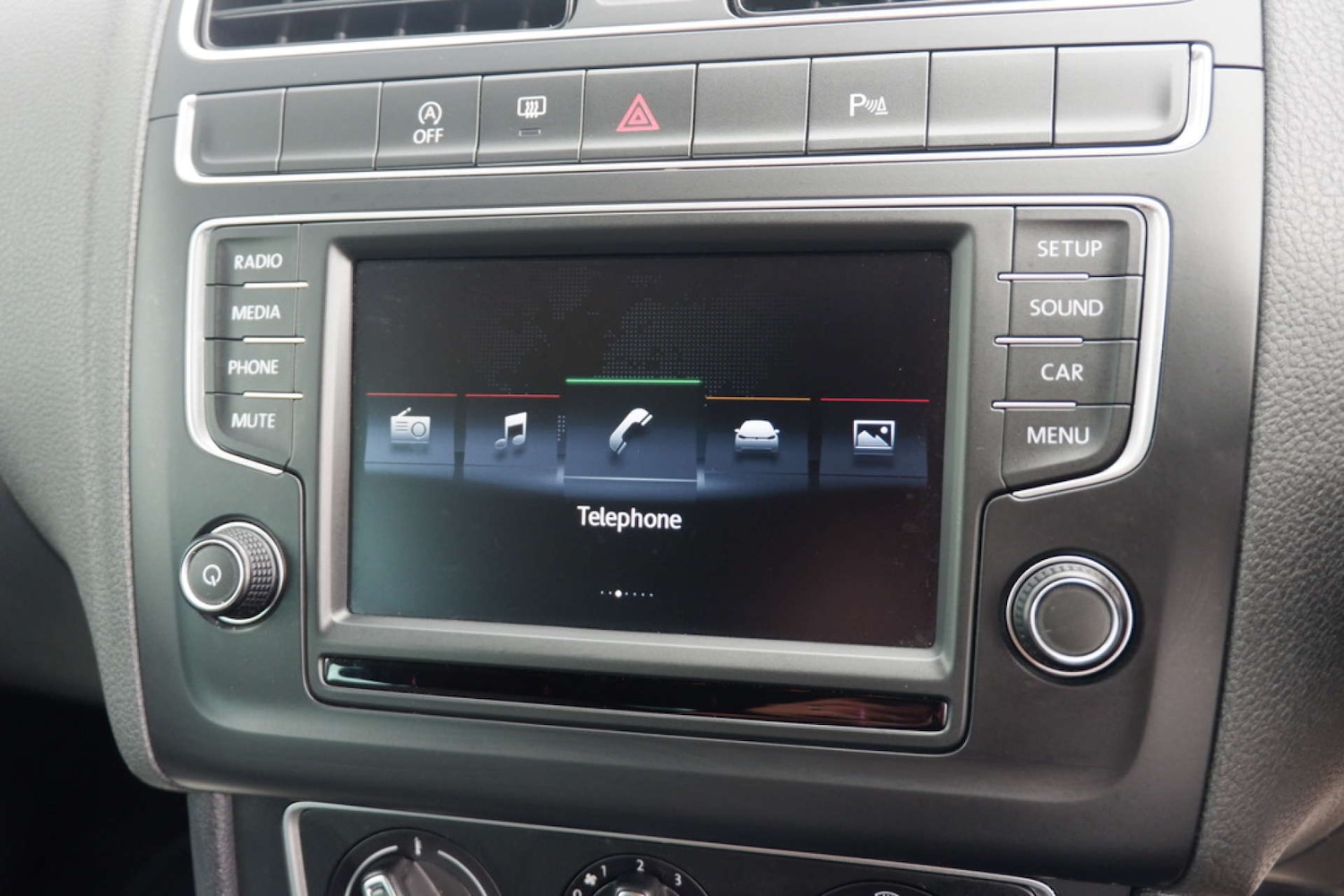 Used Volkswagen Polo 2016 for sale - 77392240: Photo 41