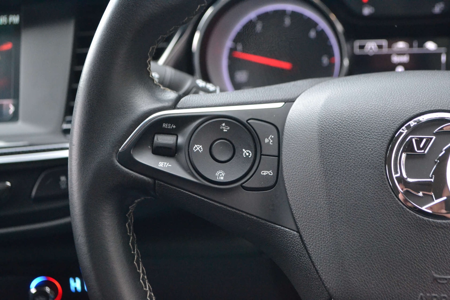 Used Vauxhall Insignia 2019 for sale - 76614757: Photo 35