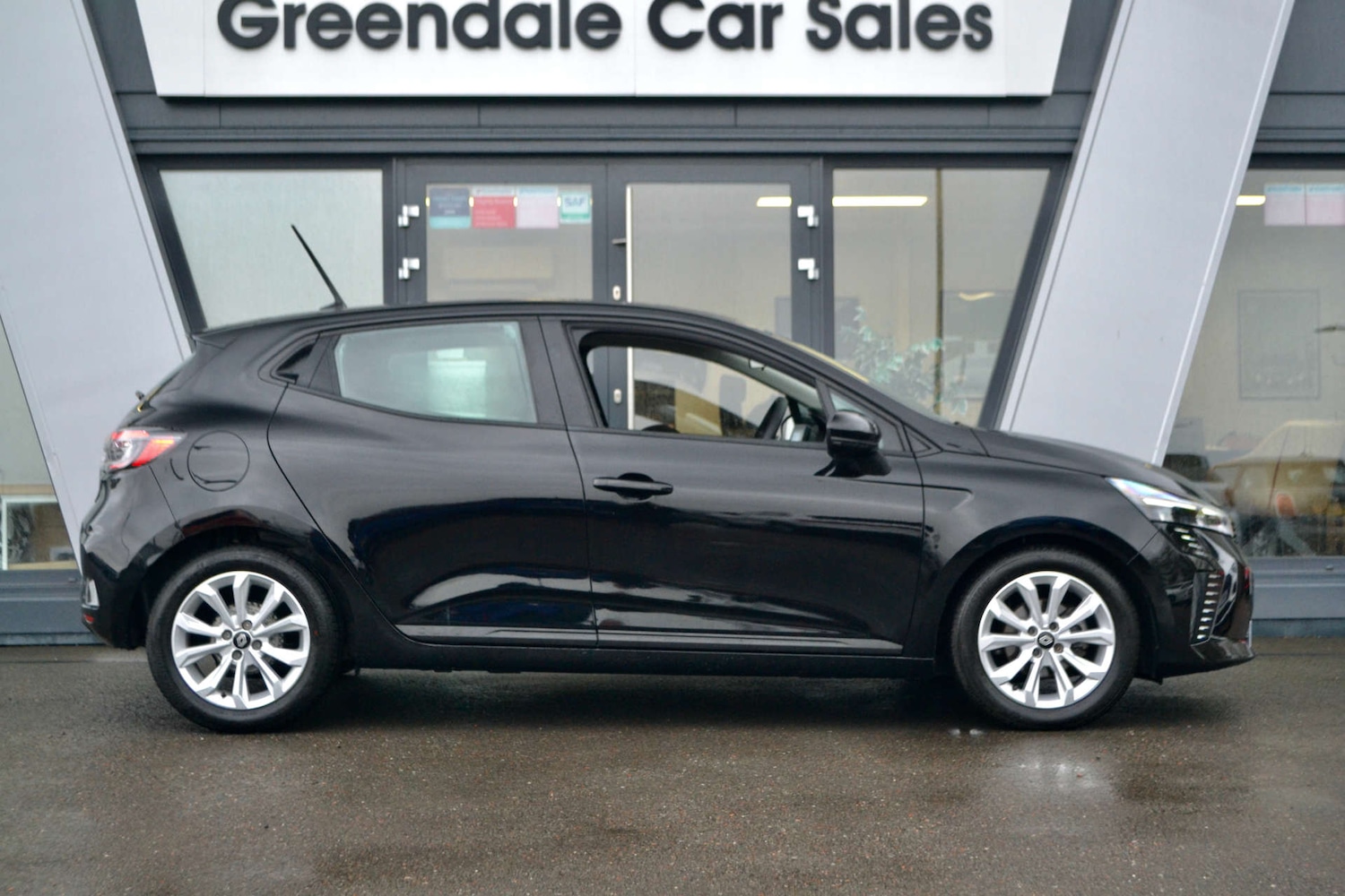 Used Renault Clio 2024 for sale - 77035658: Photo 10