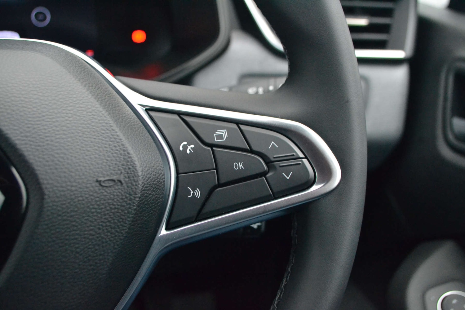 Used Renault Clio 2024 for sale - 77035658: Photo 37