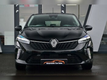 Used Renault Clio 2024 for sale - 77035658: Photo