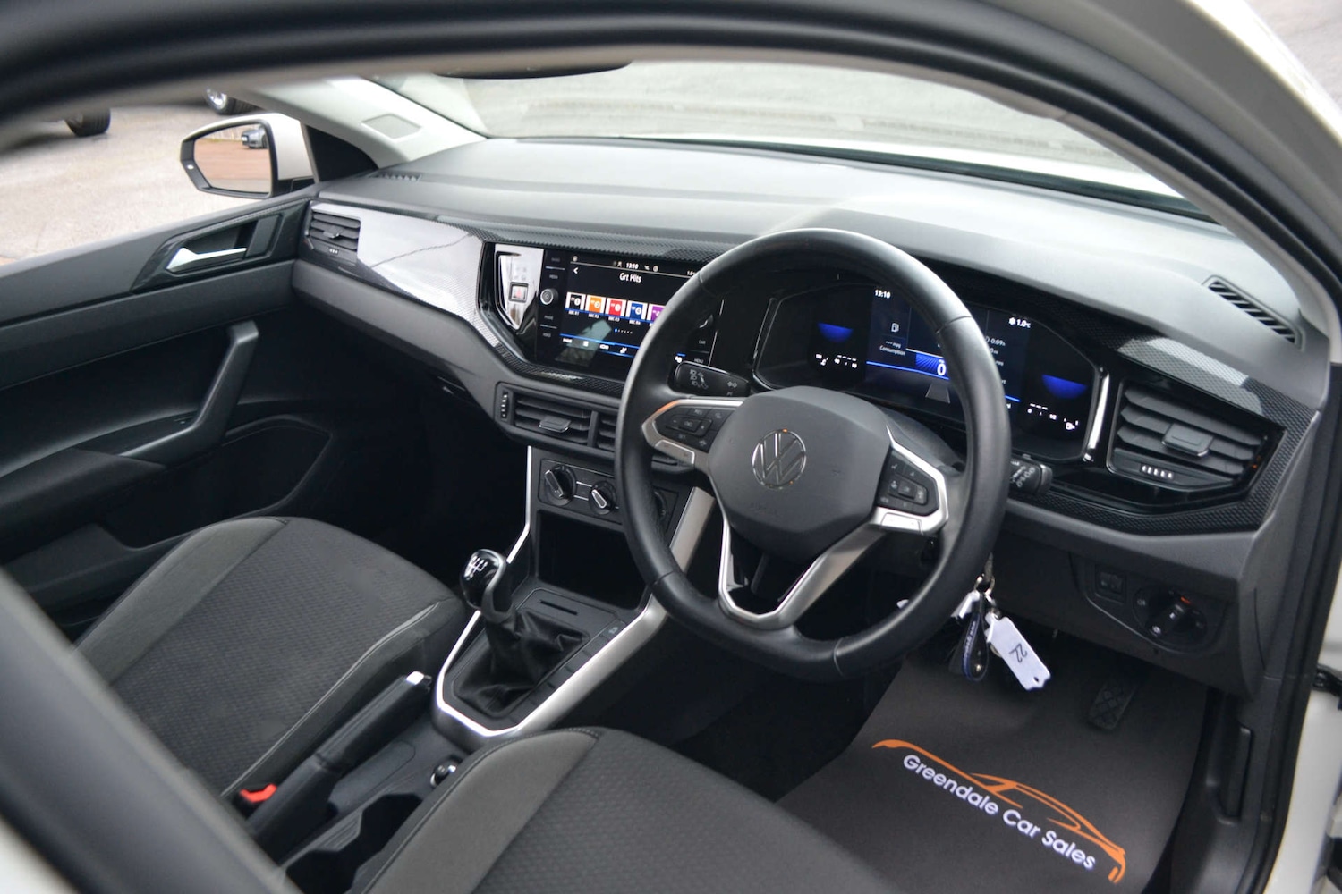 Used Volkswagen Polo 2023 for sale - 76618108: Photo 5