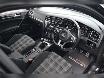 Used Volkswagen Golf 2016 for sale - 78778737: Photo