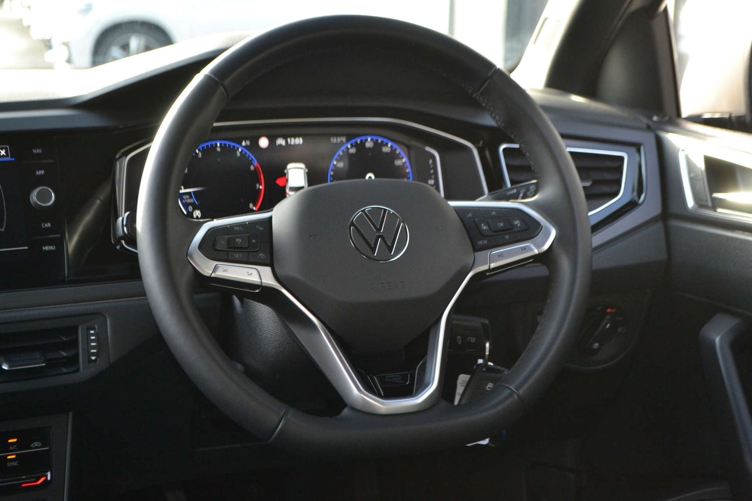 Used Volkswagen Polo 2022 for sale - 76618120: Photo 29