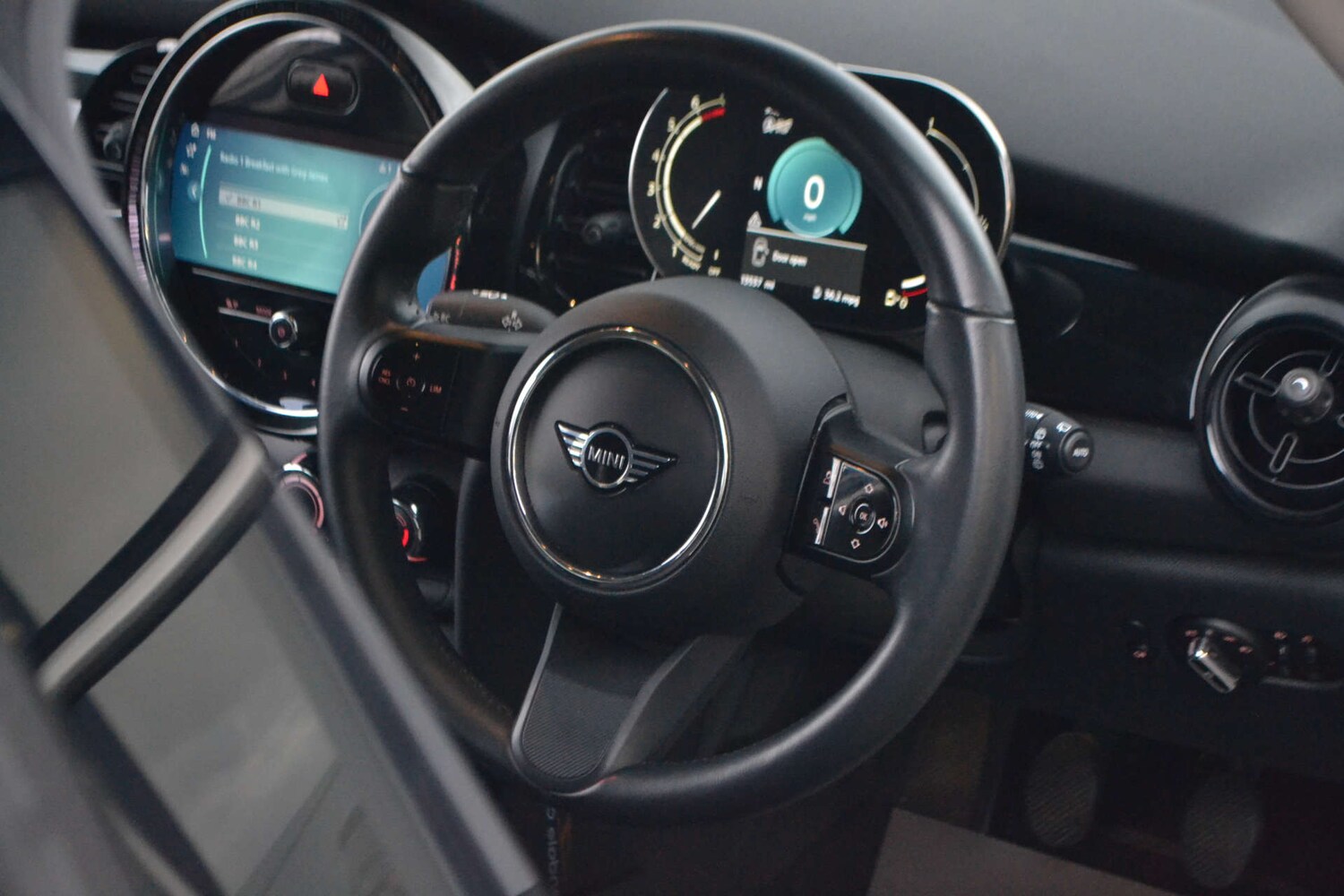 Used MINI Hatch 2021 for sale - 76709160: Photo 29