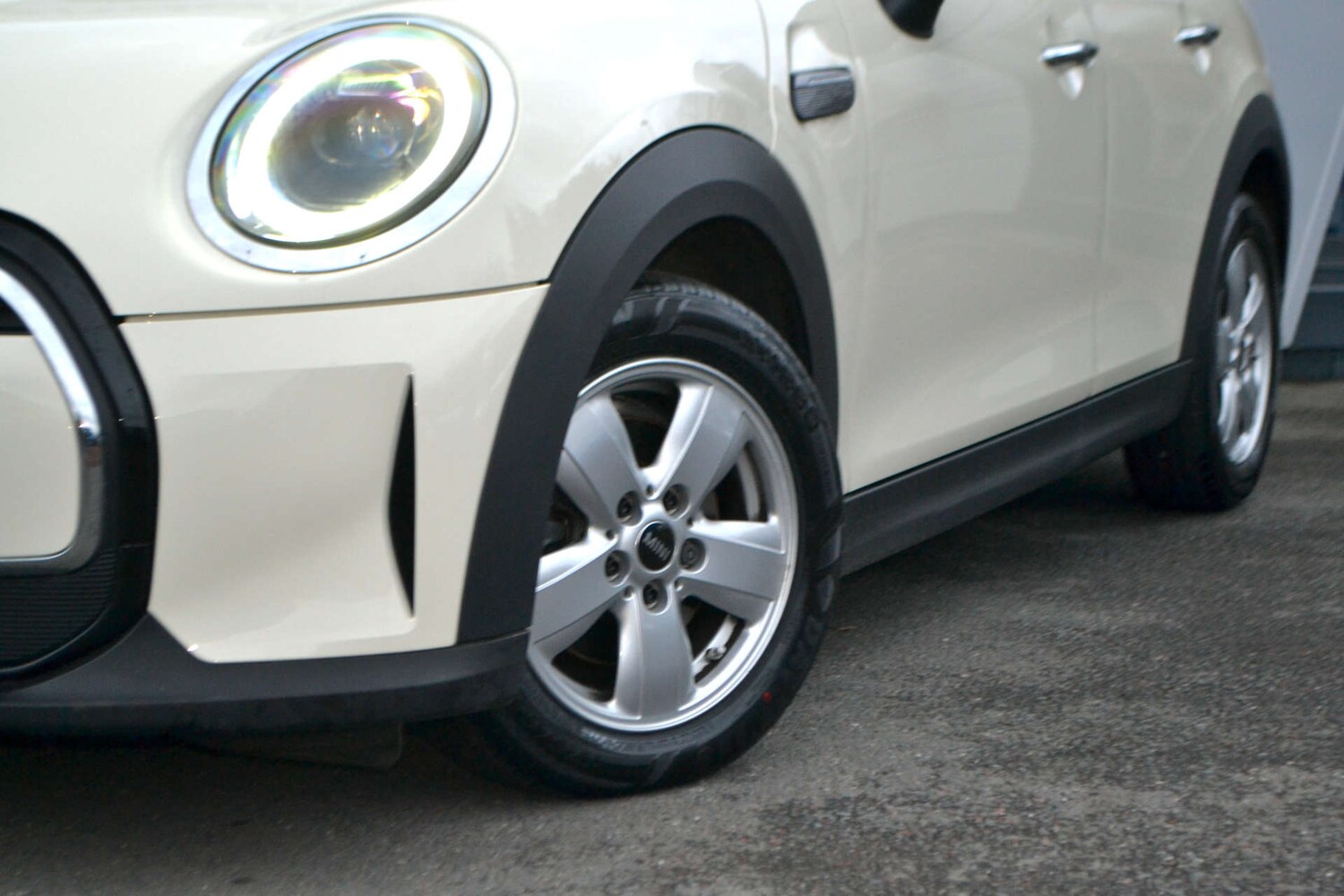 Used MINI Hatch 2021 for sale - 76709160: Photo 3