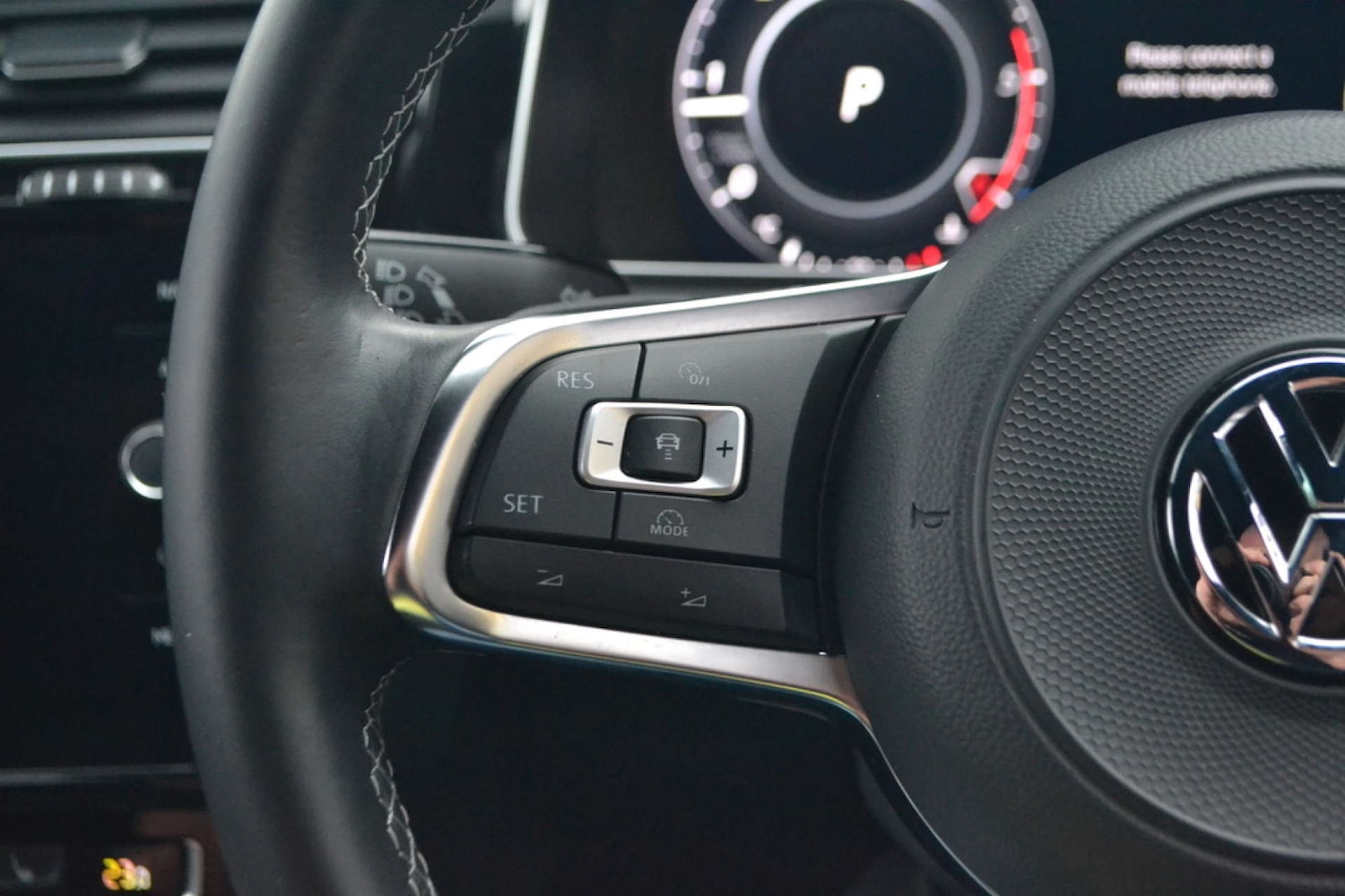 Used Volkswagen Golf 2018 for sale - 76662480: Photo 34