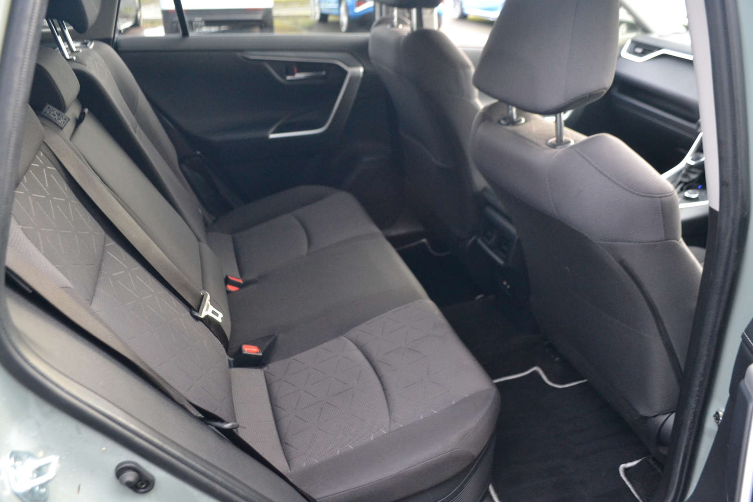 Used Toyota RAV4 2021 for sale - 76618170: Photo 28