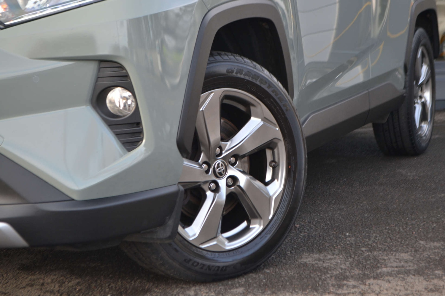 Used Toyota RAV4 2021 for sale - 76618170: Photo 3