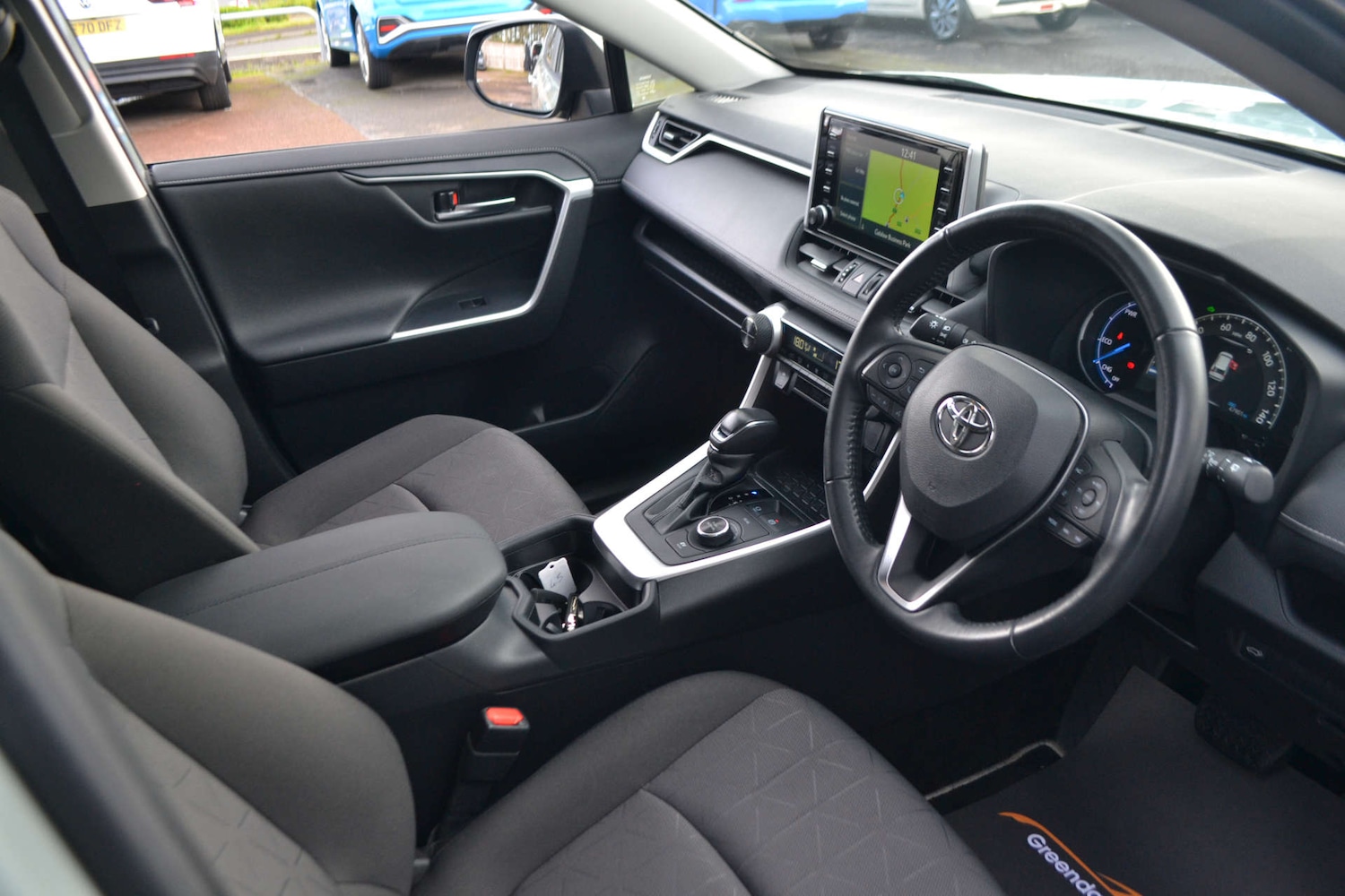 Used Toyota RAV4 2021 for sale - 76618170: Photo 5