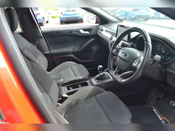 Used Ford Focus 2019 for sale - 79637645: Photo