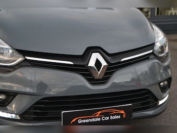 Used Renault Clio 2019 for sale - 76651400: Photo