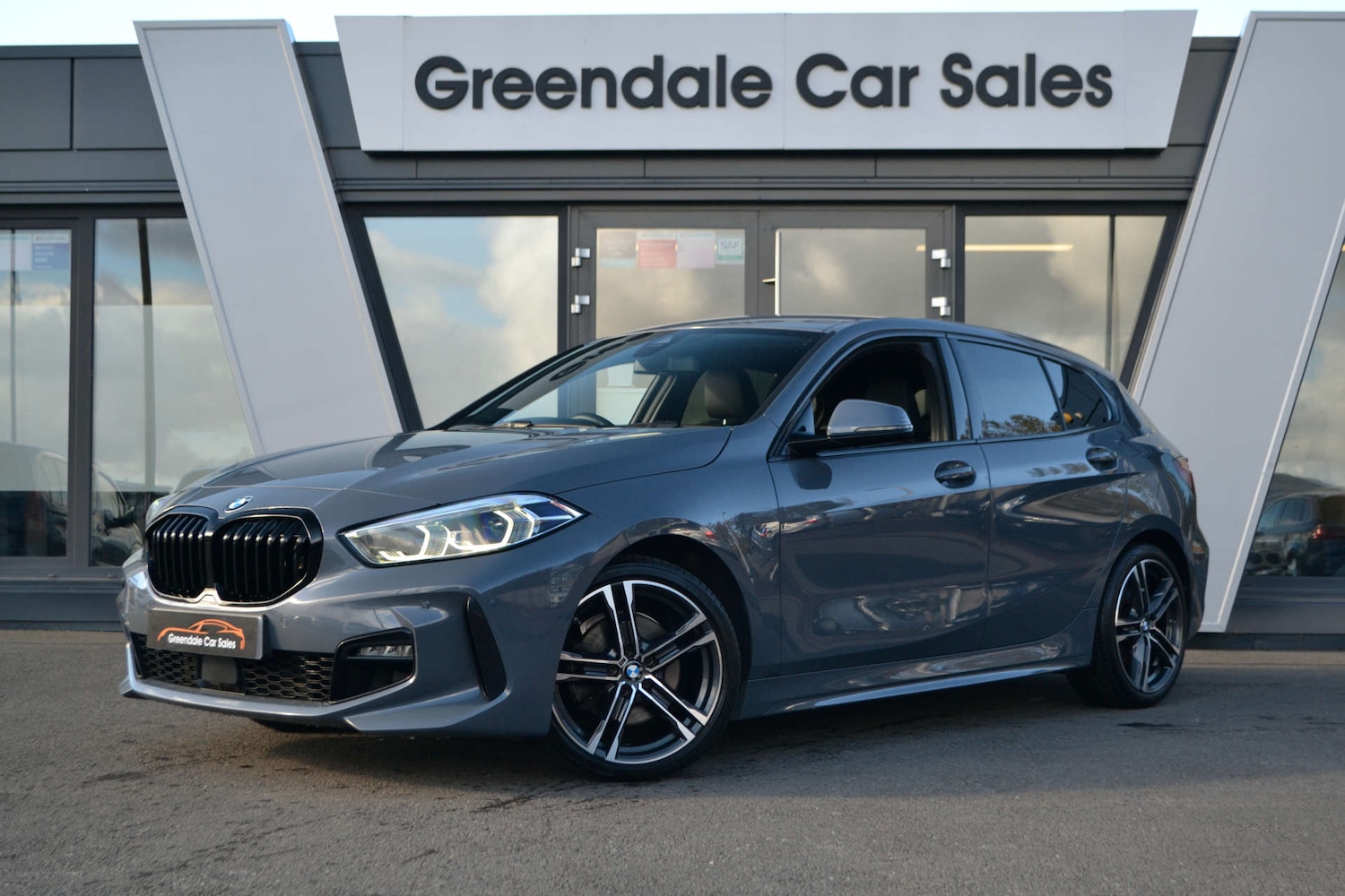 Used BMW 1 Series 2019 for sale - 76618099: Photo 2