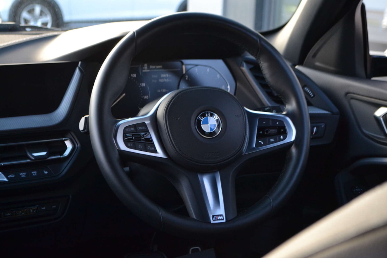 Used BMW 1 Series 2019 for sale - 76618099: Photo 37