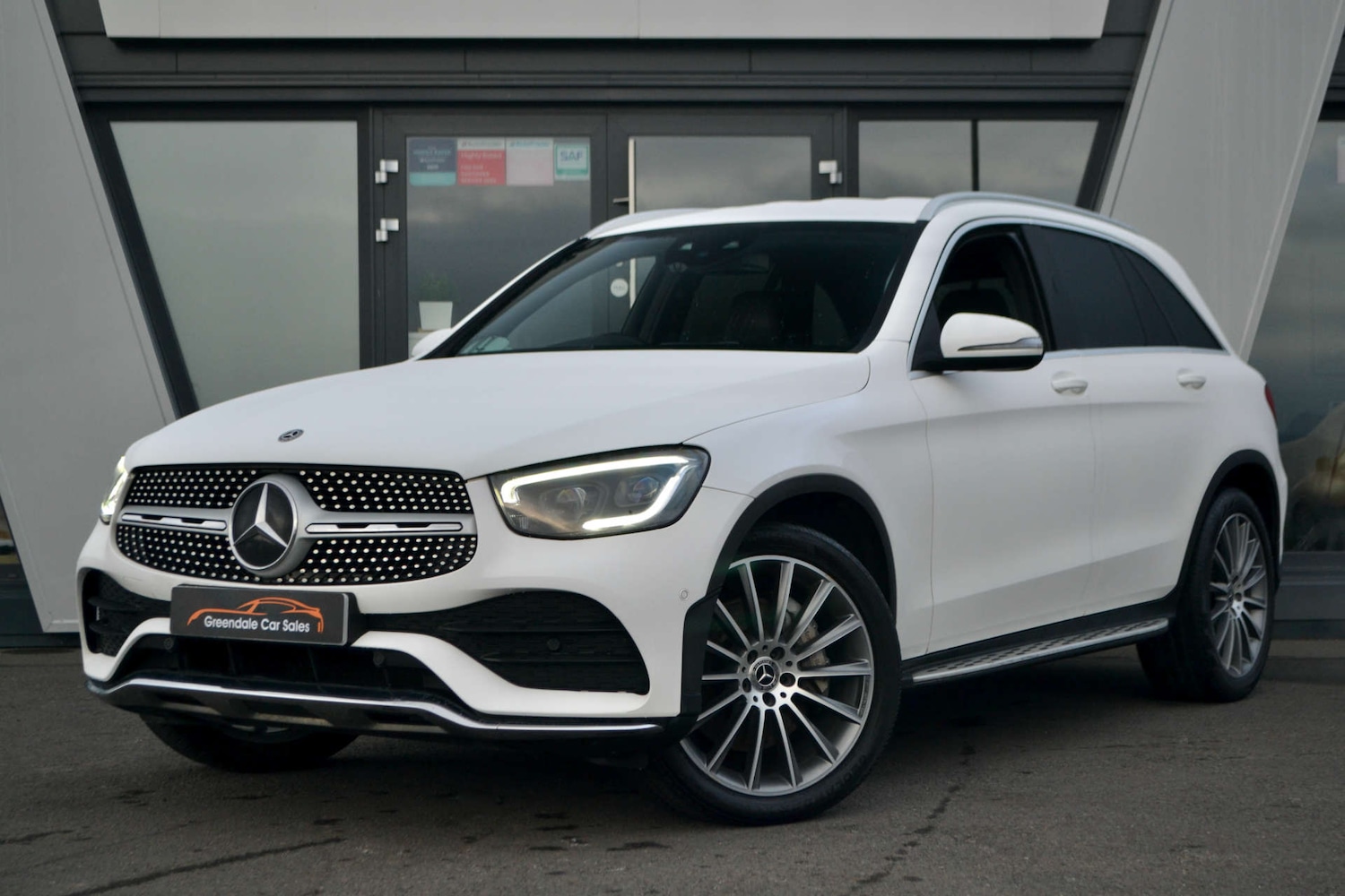 Used Mercedes-Benz GLC 2019 for sale - 76618096: Photo 1