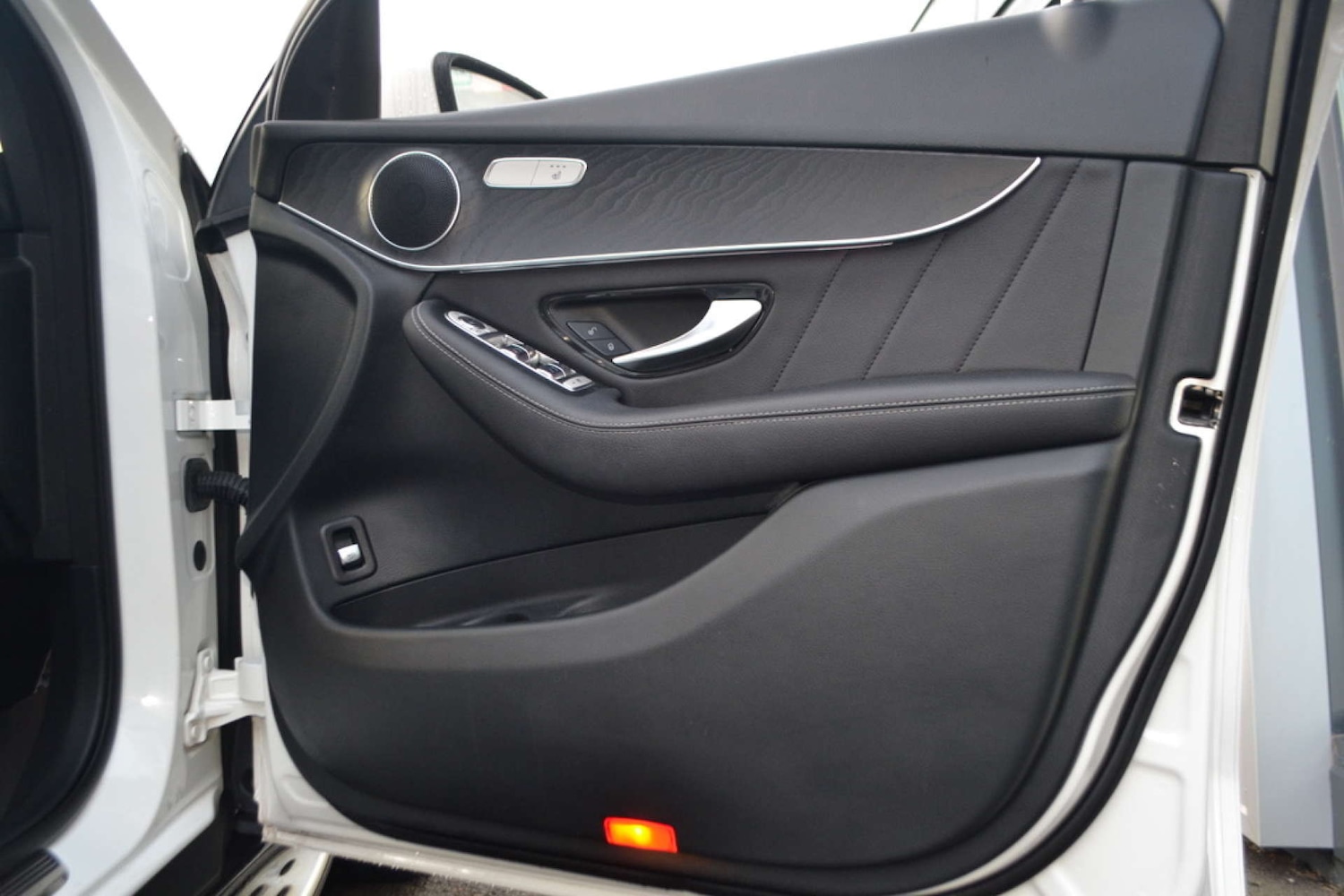 Used Mercedes-Benz GLC 2019 for sale - 76618096: Photo 34