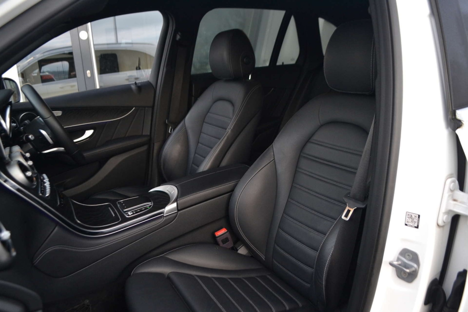 Used Mercedes-Benz GLC 2019 for sale - 76618096: Photo 40