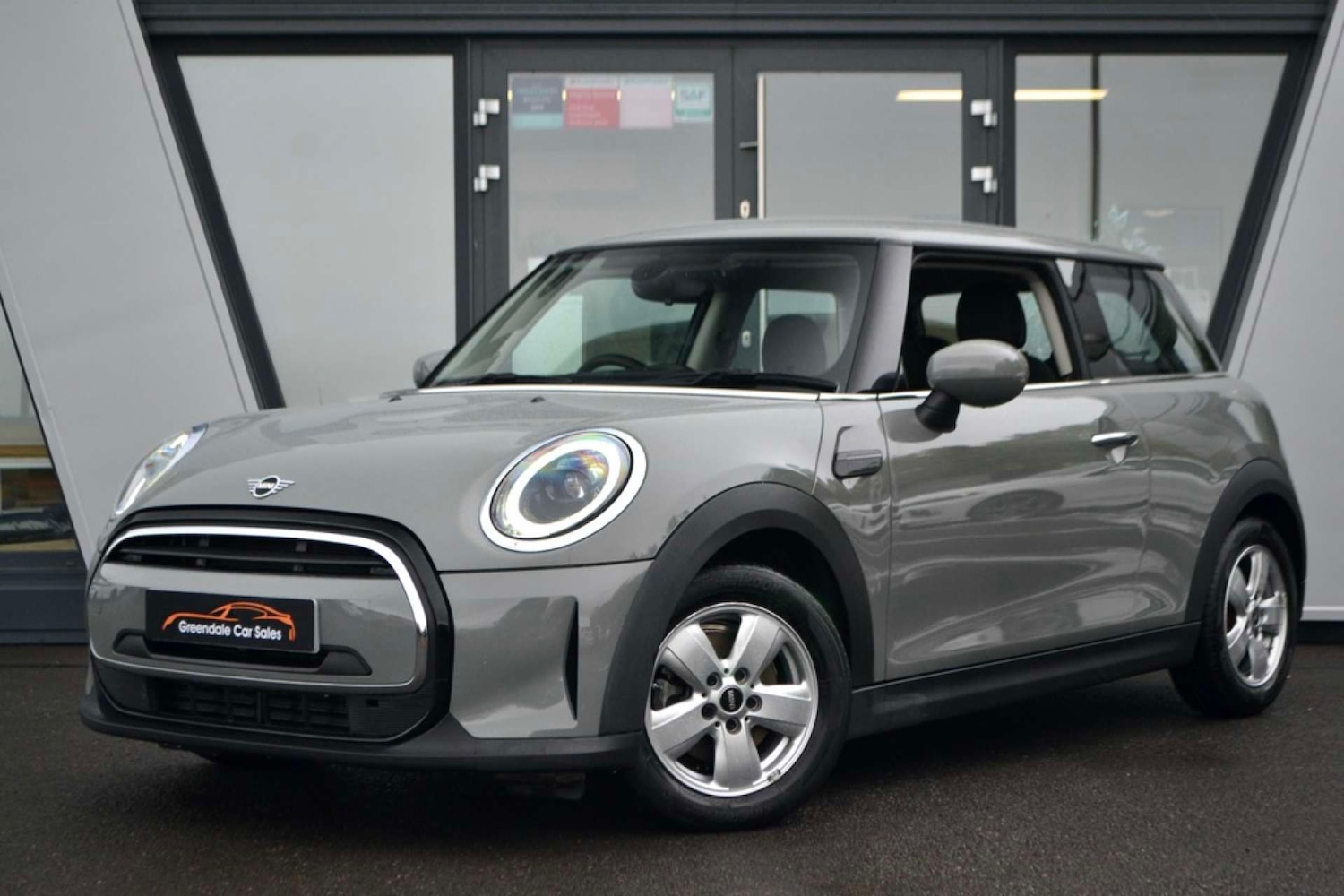 Used MINI Hatch 2021 for sale - 76698053: Photo 1