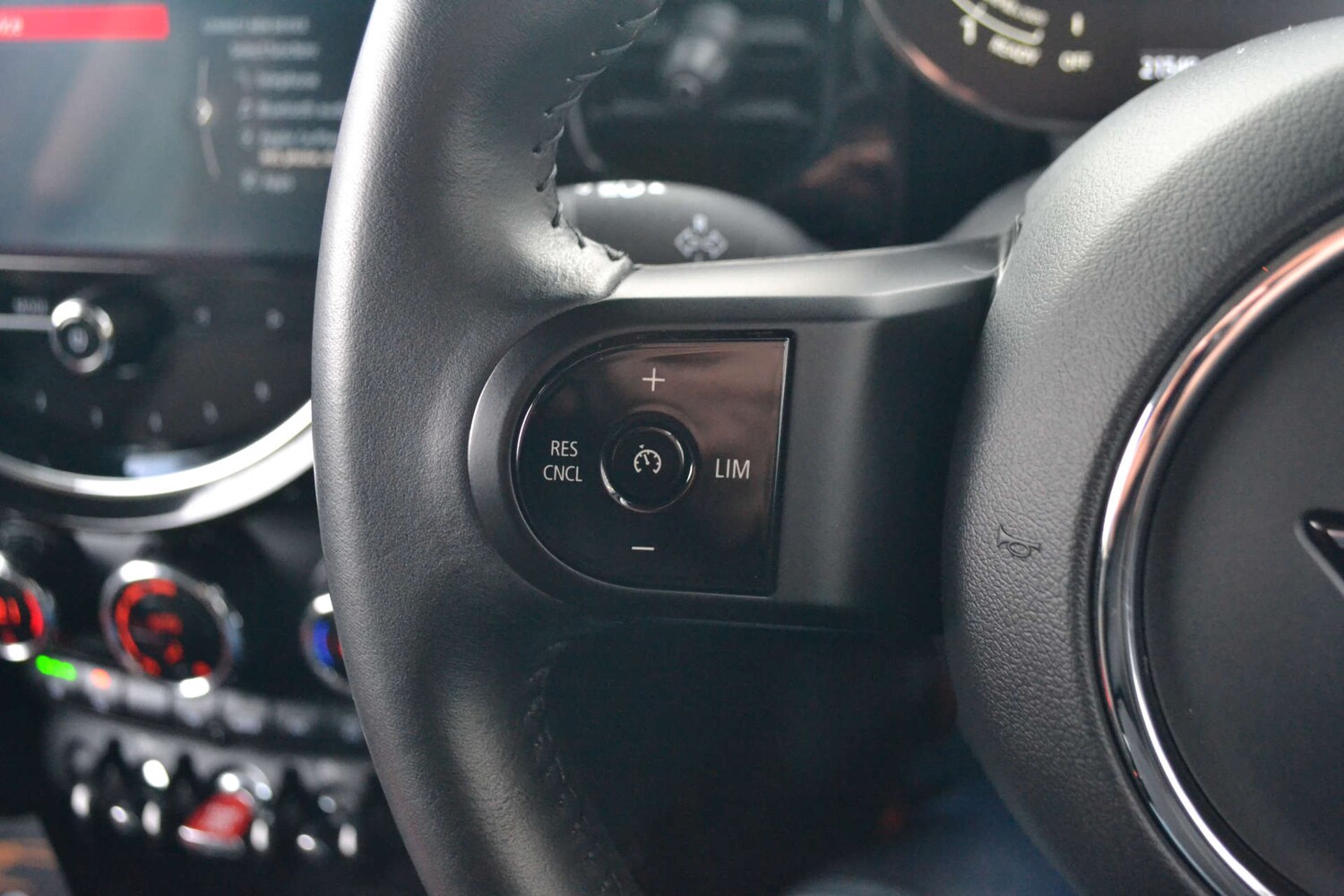 Used MINI Hatch 2021 for sale - 76698053: Photo 42