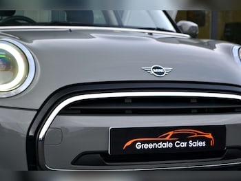 Used MINI Hatch 2021 for sale - 76698053: Photo
