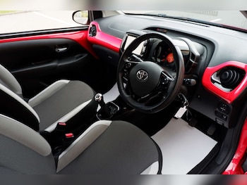 Used Toyota AYGO 2017 for sale - 78615389: Photo