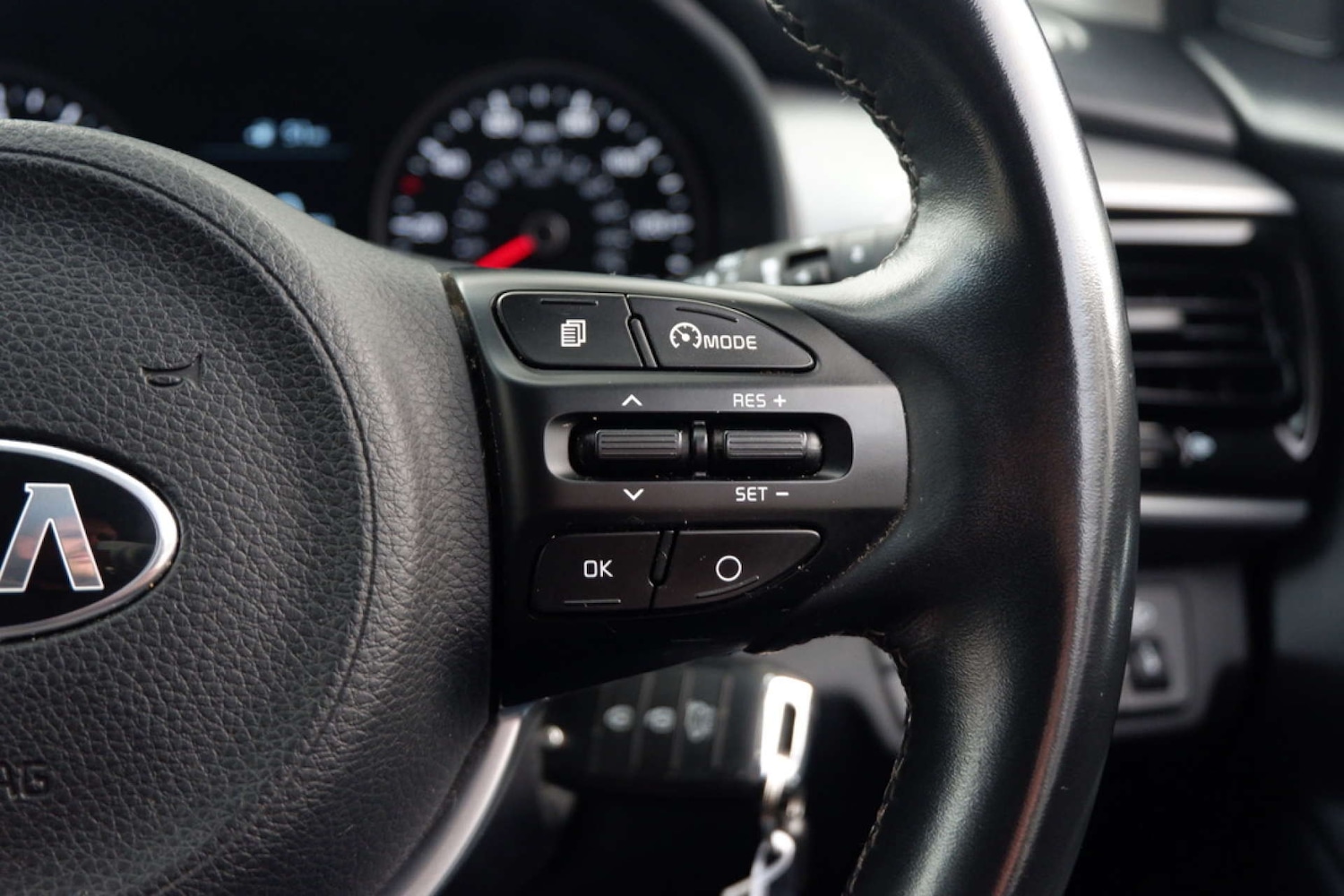 Used Kia Stonic 2019 for sale - 77639564: Photo 34