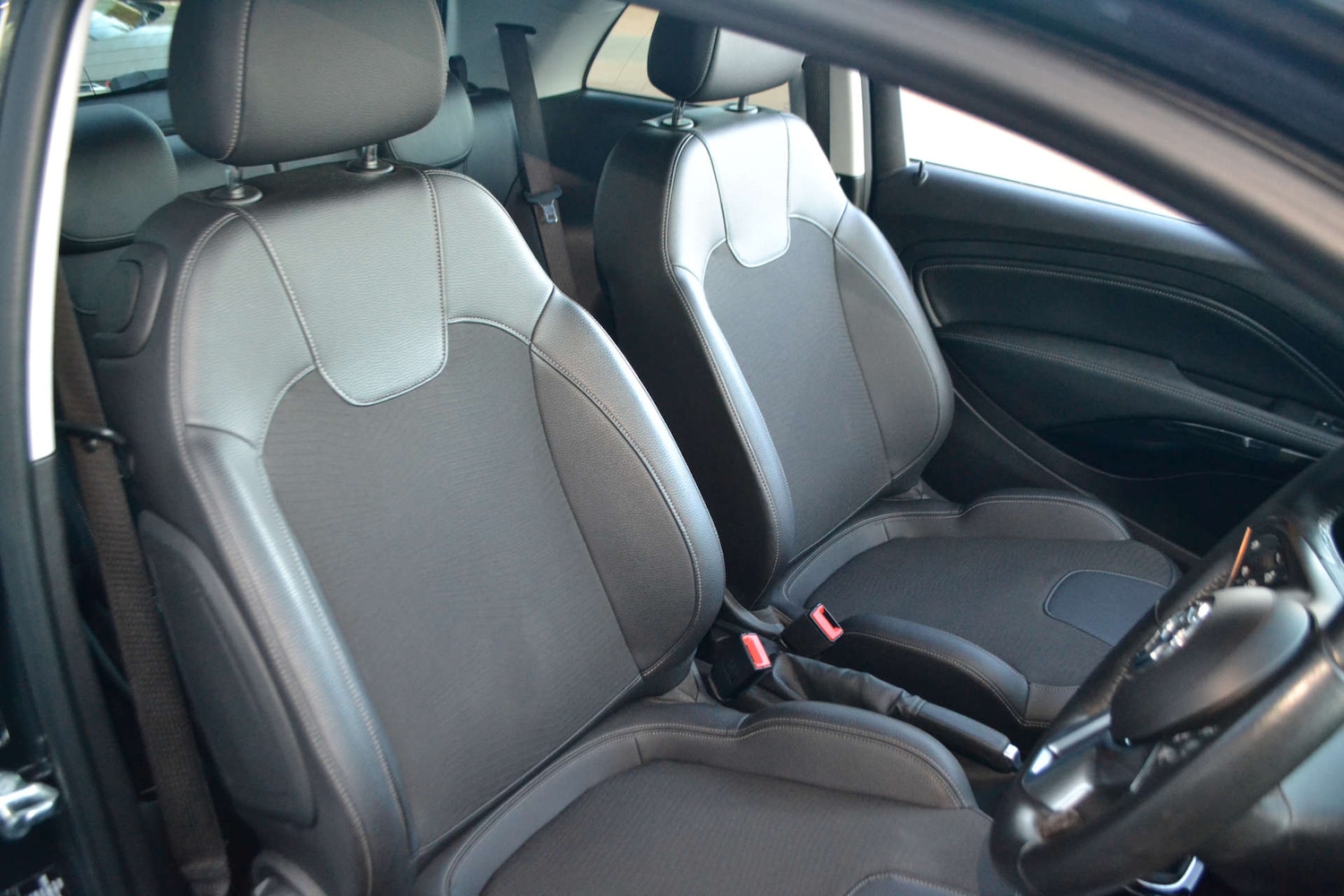 Used Vauxhall ADAM 2016 for sale - 76614714: Photo 29