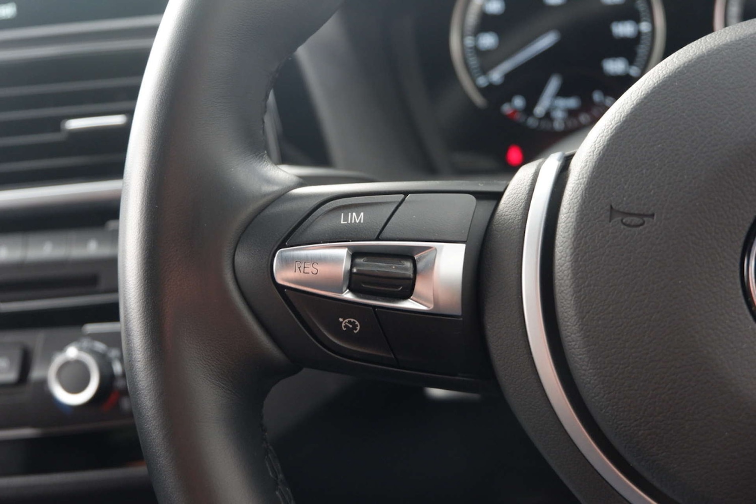 Used BMW 1 Series 2019 for sale - 76618190: Photo 31