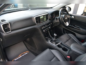 Used Kia Sportage 2020 for sale - 78955800: Photo