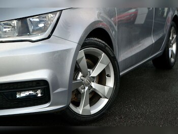 Used Audi A1 2018 for sale - 77151099: Photo