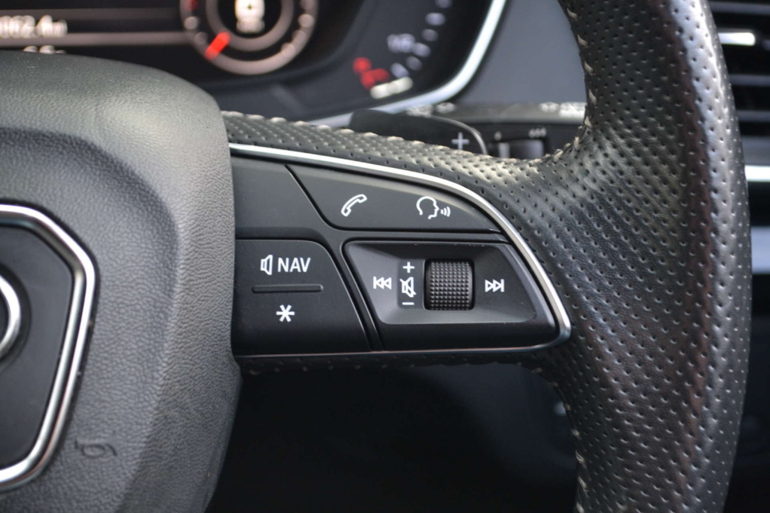 Used Audi Q5 2019 for sale - 76846783: Photo 28