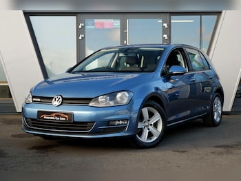 Used Volkswagen Golf 2016 for sale - 77661929: Photo